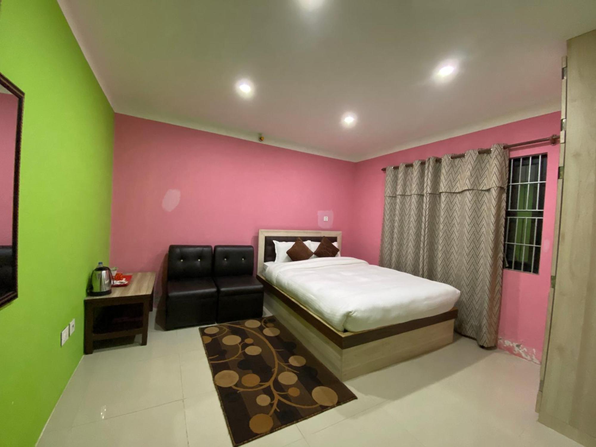 Chareli Resort Нагаркот Экстерьер фото