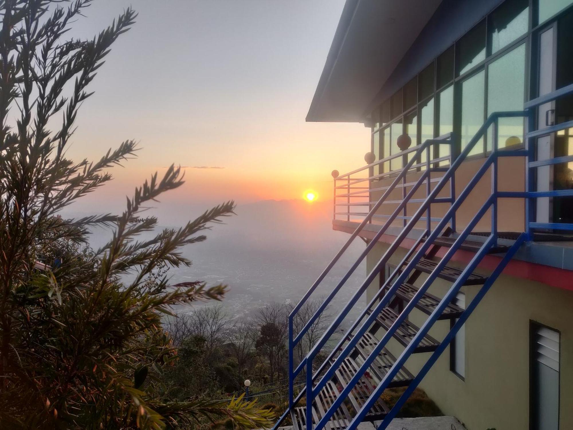Chareli Resort Нагаркот Экстерьер фото