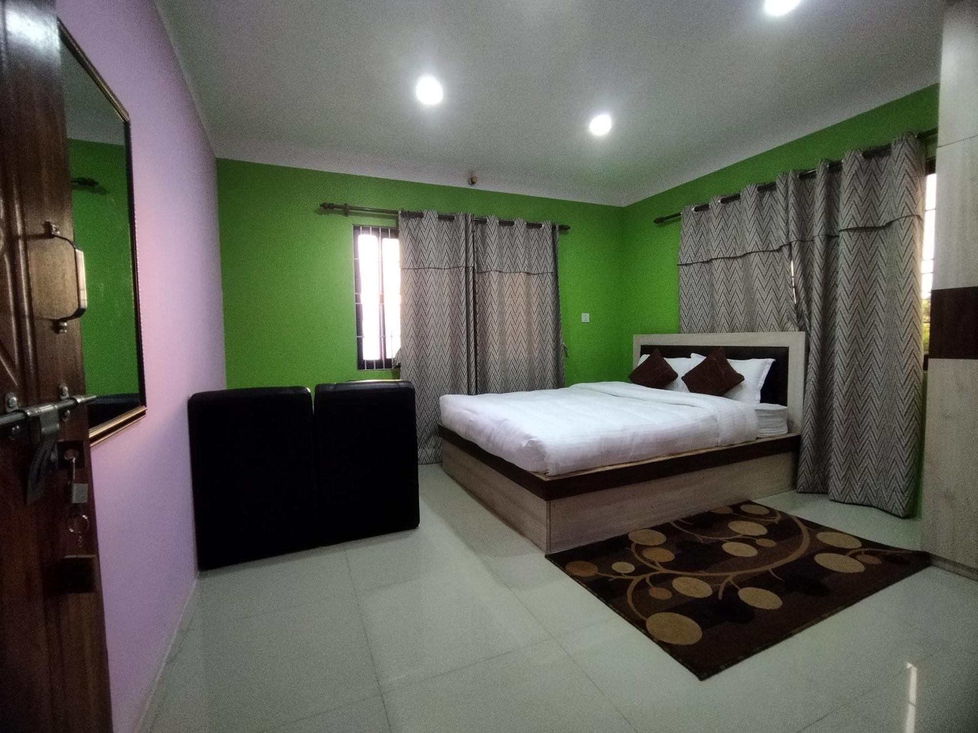 Chareli Resort Нагаркот Экстерьер фото